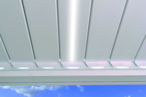 B-200 Louvres closed LED_on